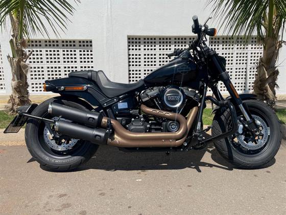 HARLEY-DAVIDSON SOFTAIL FAT BOB 107 